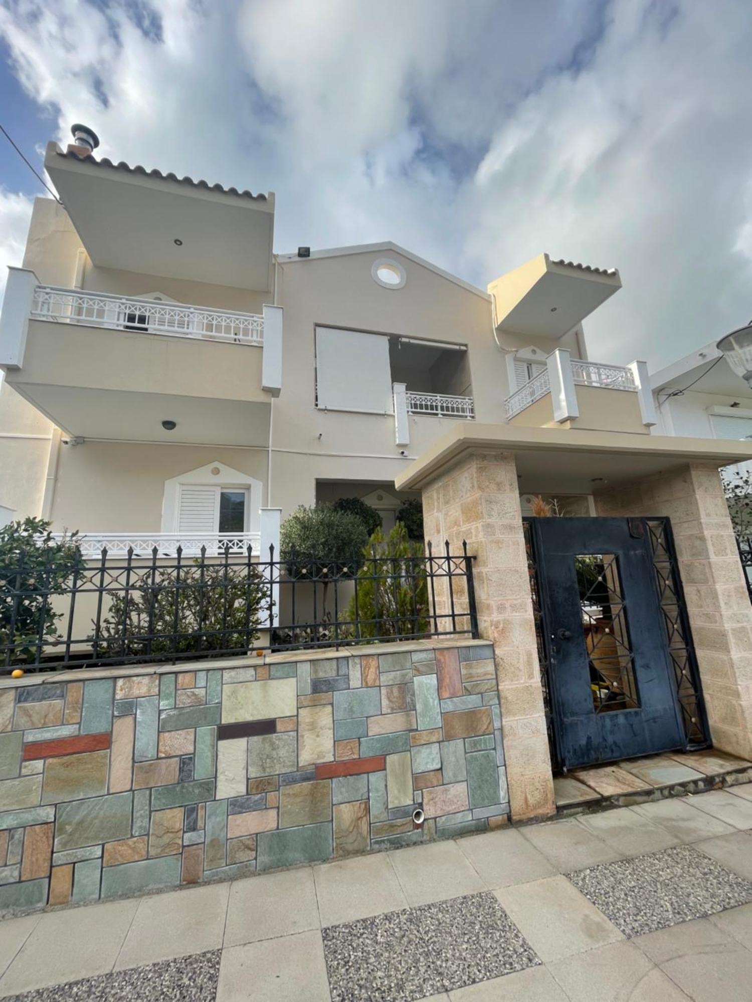 Irene, Lindos 10 Mins, 4 Mins Villa *
