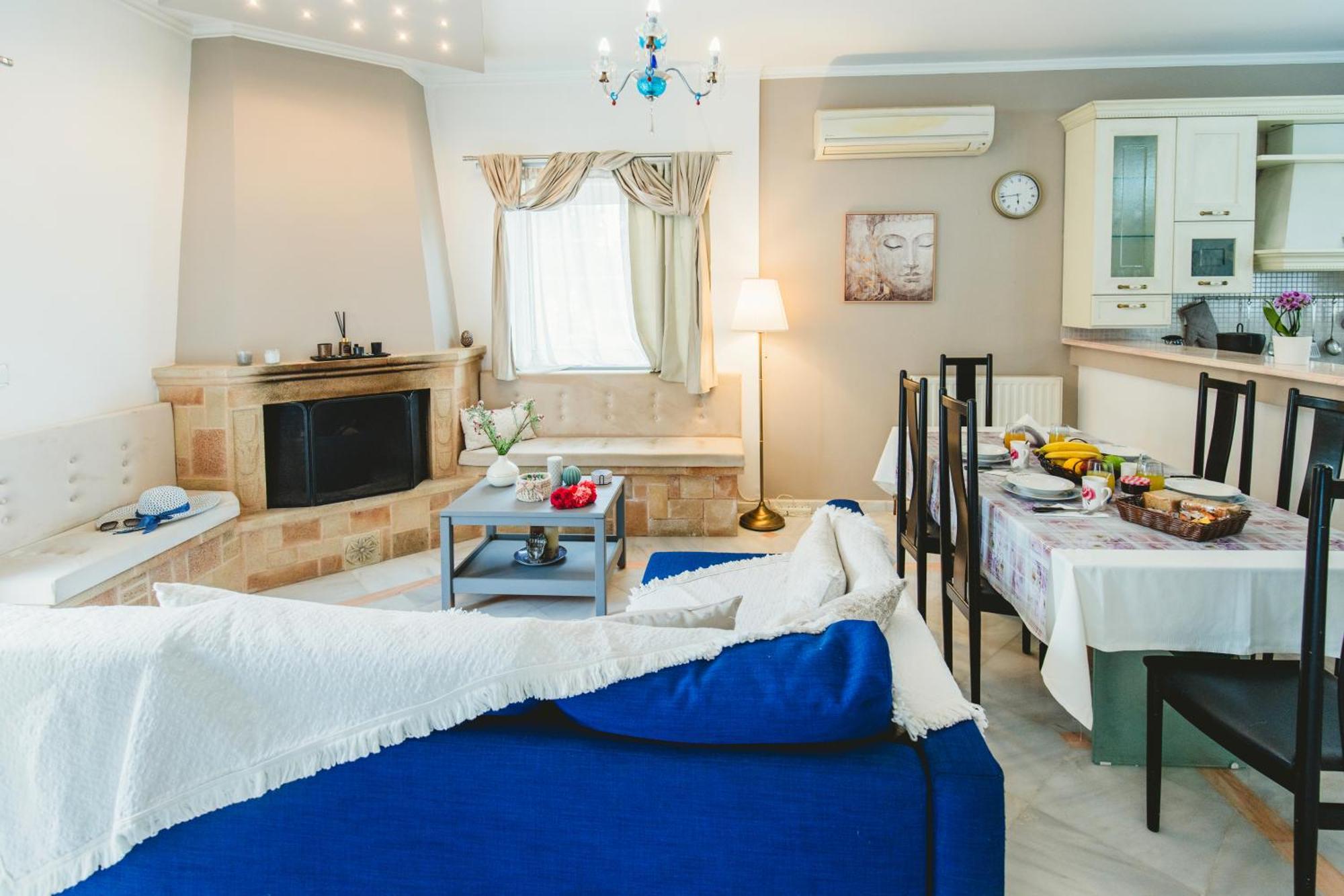 Irene, Lindos 10 Mins, 4 Mins Villa