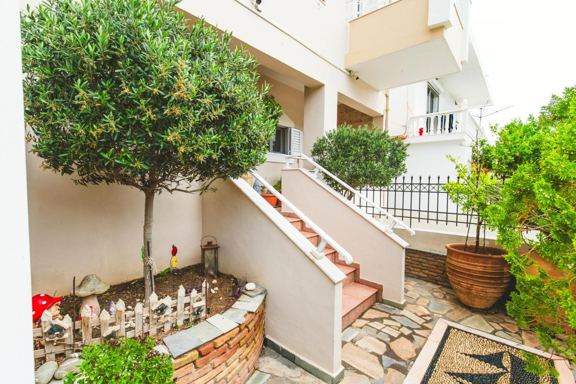 Villa Irene, Lindos 10 Mins, 4 Mins *